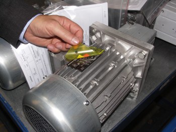 During assembly the typeplate is protected by adhesive