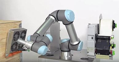 Etikettieren statischer Objekte mit einem Roboter